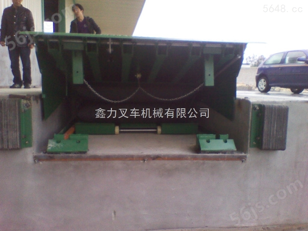 固定式登车桥 8T物流工作月台 东莞厂家安装生产货台